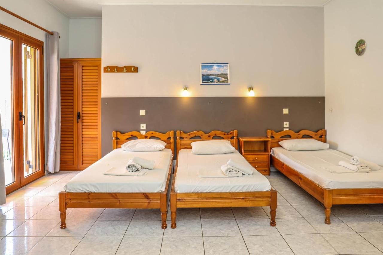 Ftelia Studios Skiathos-stad Buitenkant foto