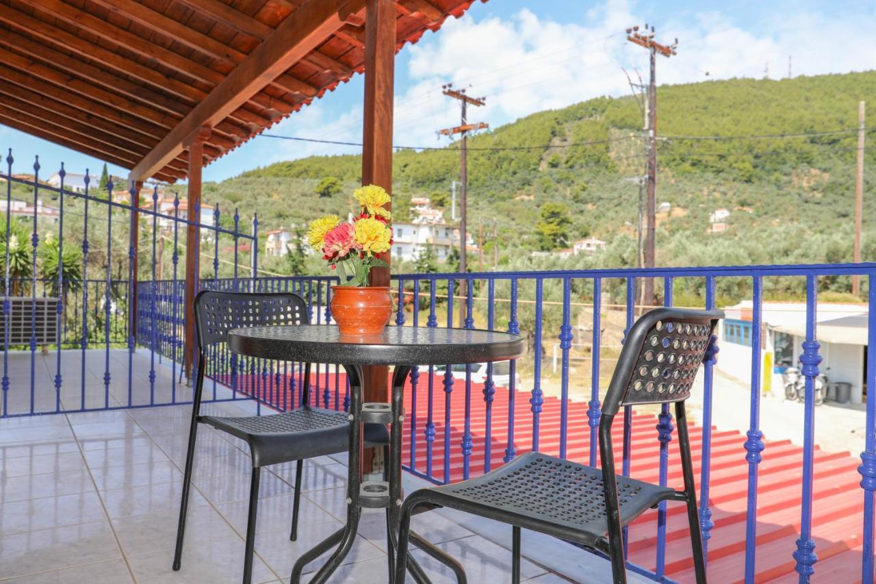 Ftelia Studios Skiathos-stad Buitenkant foto
